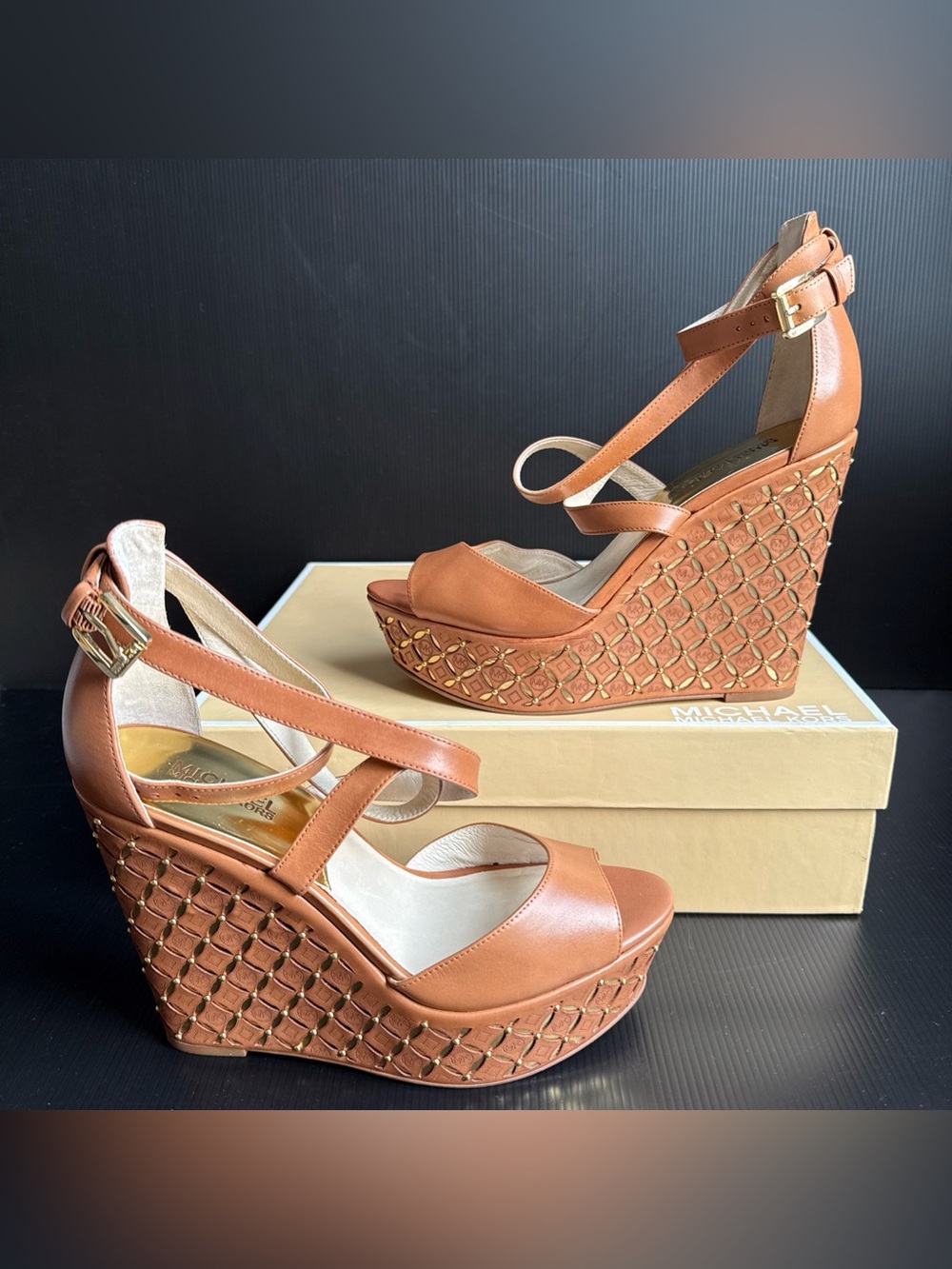 NIB Michael Kors Brown Luggage Leather Gabriella Wedge Shoe Women’s Size 9.5